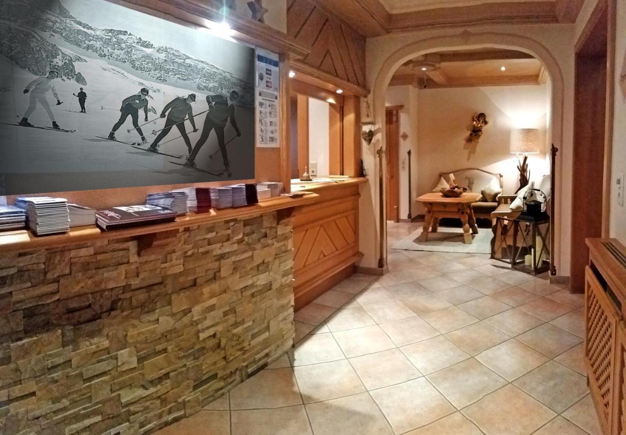 Hotel Garni Apart Tina Ischgl Bagian luar foto