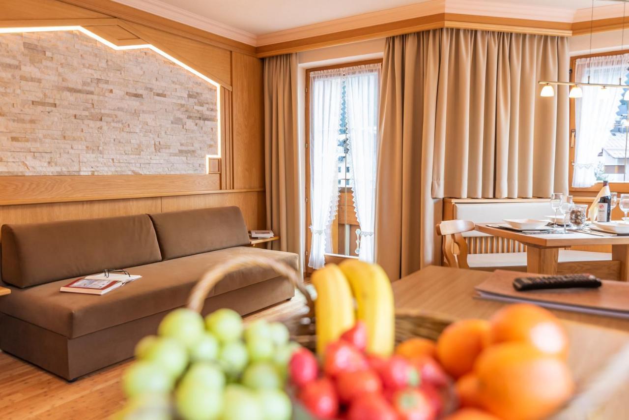 Hotel Garni Apart Tina Ischgl Bagian luar foto