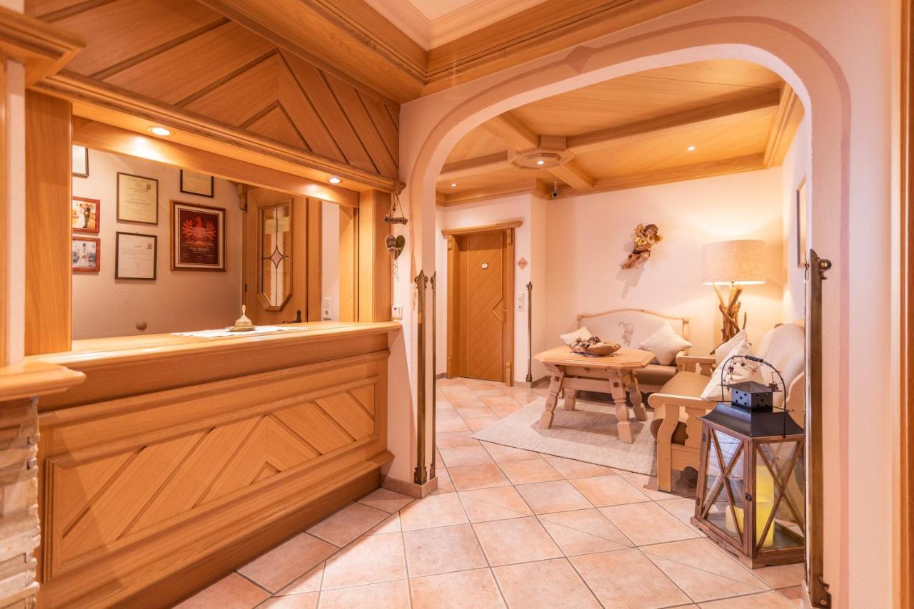 Hotel Garni Apart Tina Ischgl Bagian luar foto