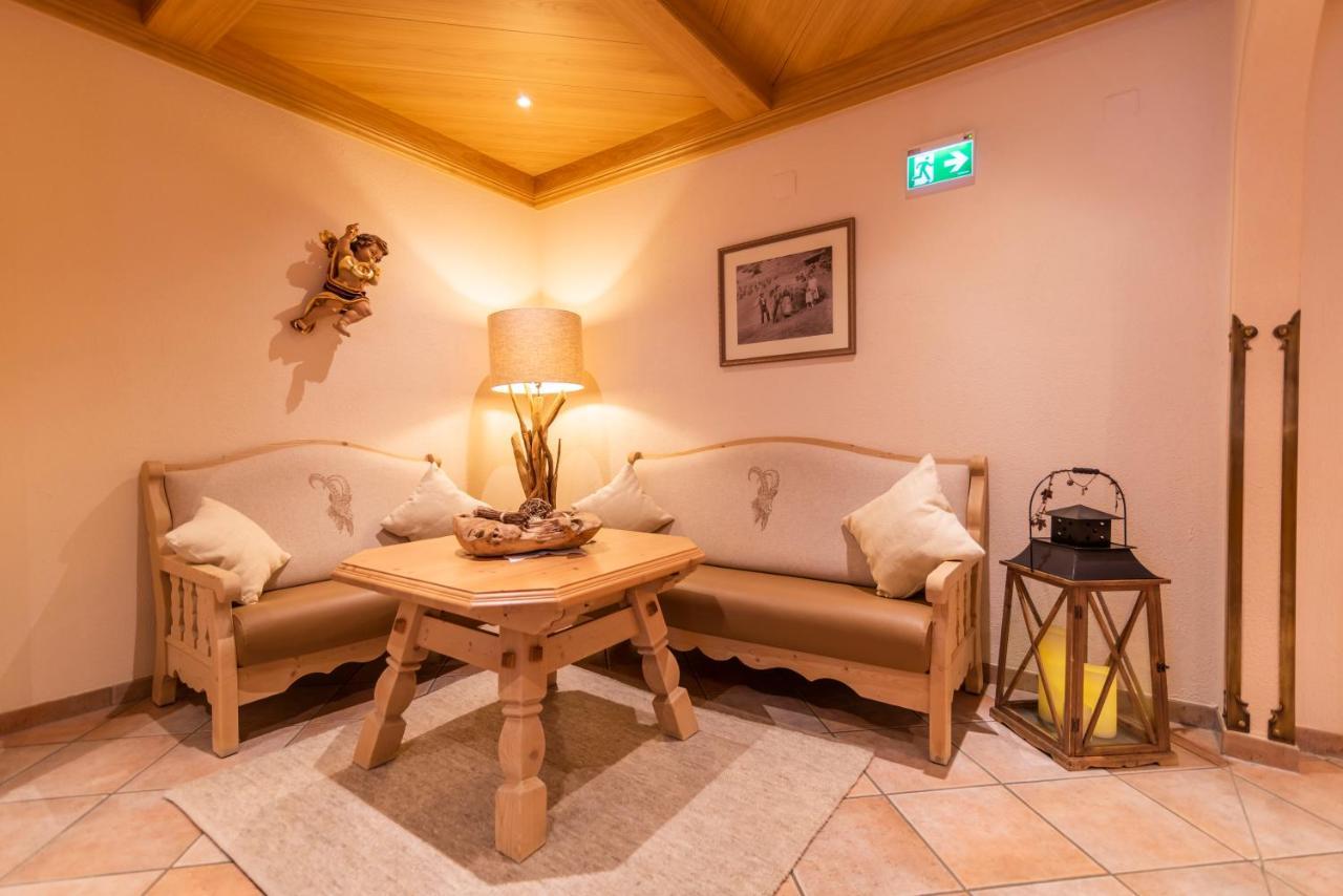 Hotel Garni Apart Tina Ischgl Bagian luar foto