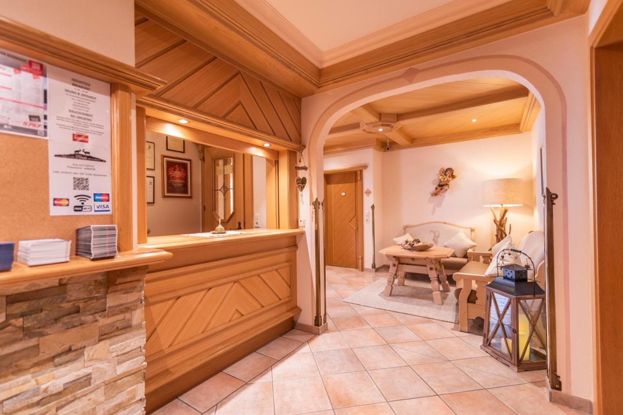 Hotel Garni Apart Tina Ischgl Bagian luar foto