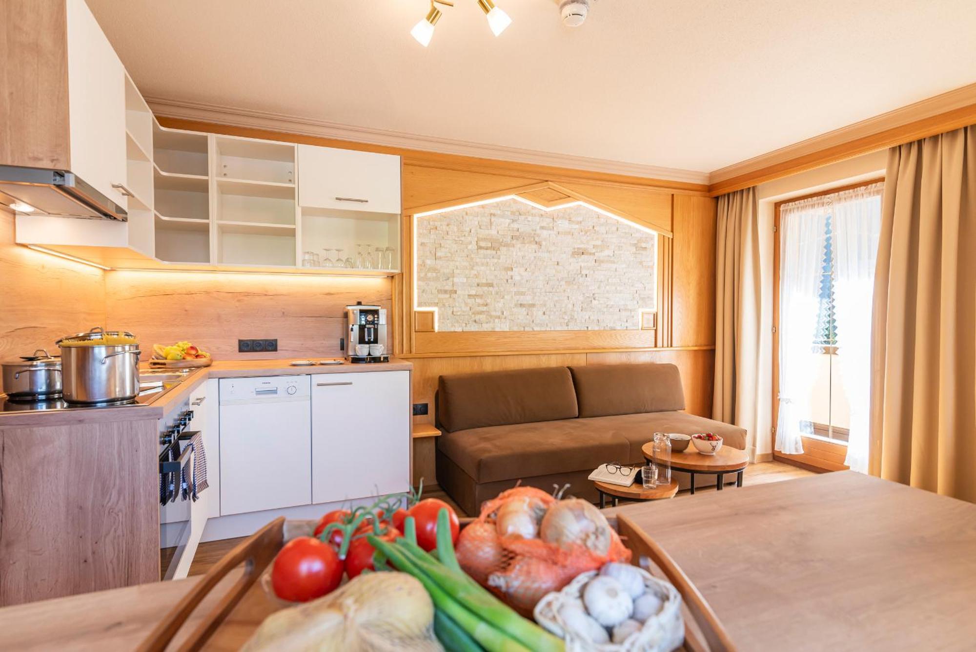Hotel Garni Apart Tina Ischgl Bagian luar foto