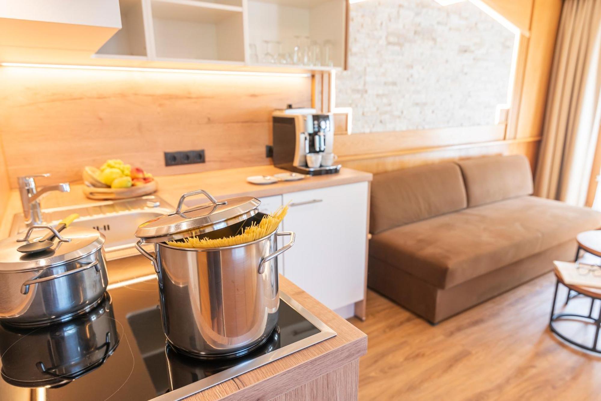 Hotel Garni Apart Tina Ischgl Bagian luar foto