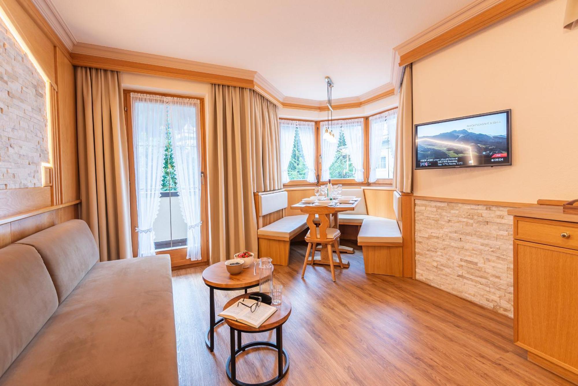 Hotel Garni Apart Tina Ischgl Bagian luar foto