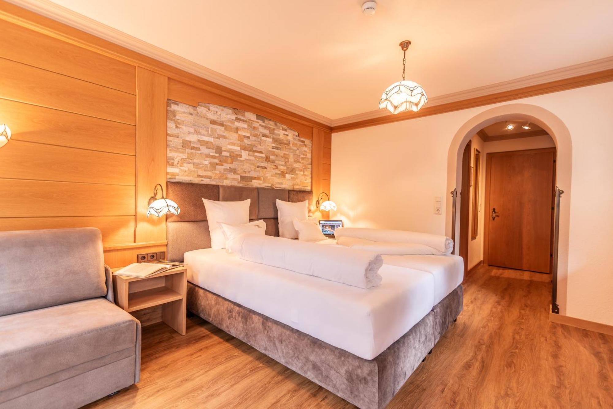 Hotel Garni Apart Tina Ischgl Bagian luar foto