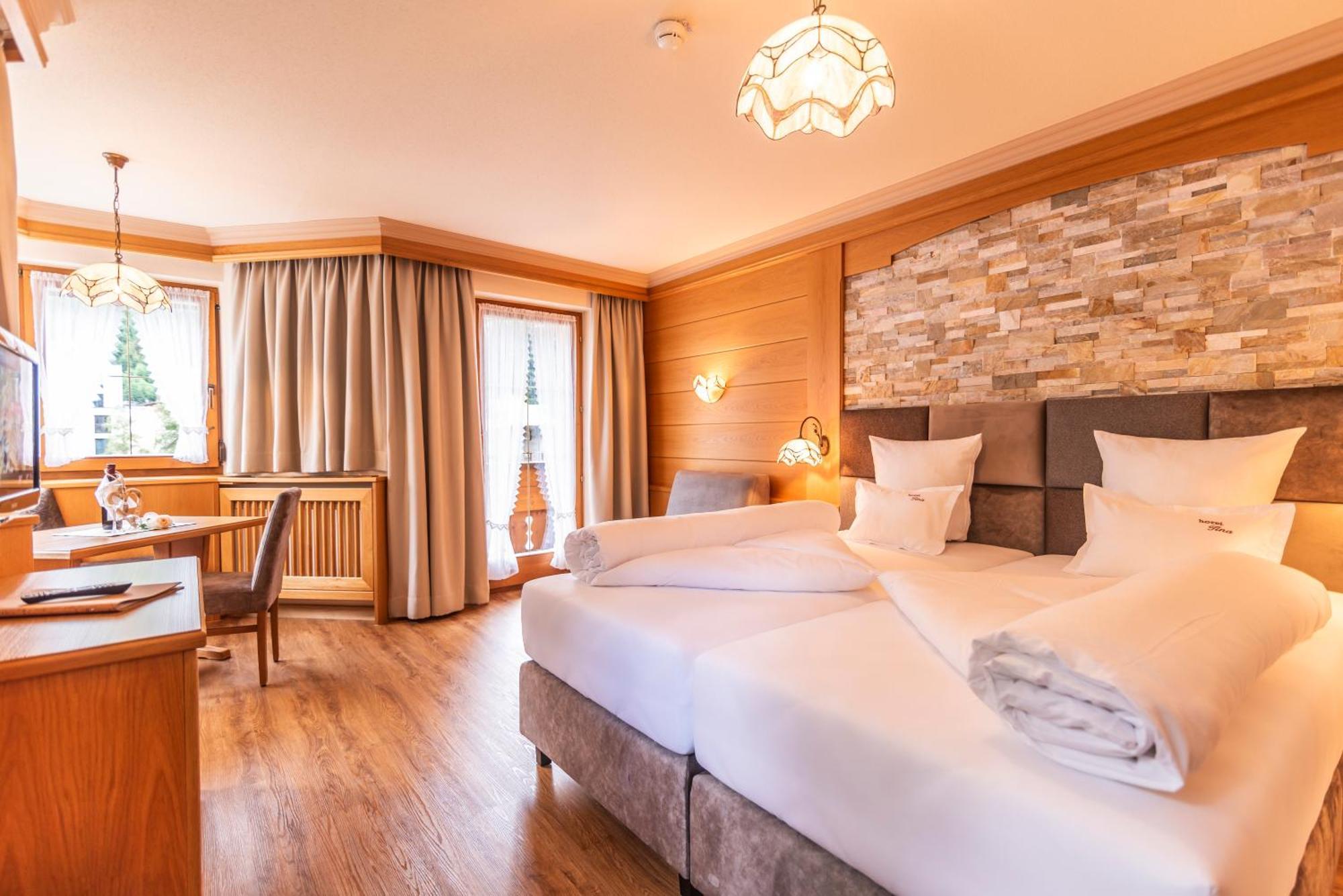 Hotel Garni Apart Tina Ischgl Bagian luar foto